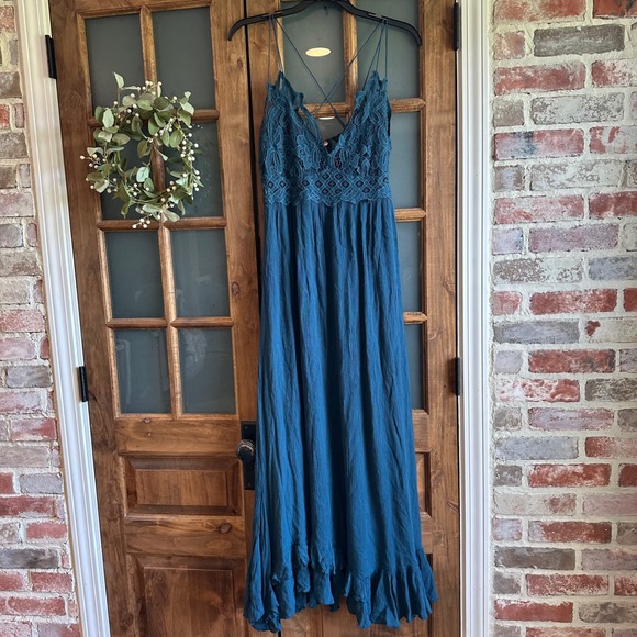 Free People Dresses & Skirts - Free People FP One Maxi Dress Womens Medium Teal Blue Lace Boho Ruffle Hem
